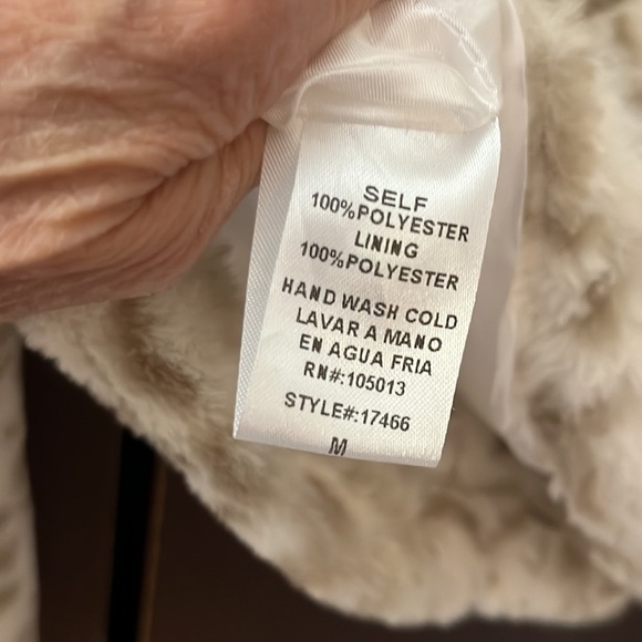 Andree animal pattern jacket. - Picture 4 of 6